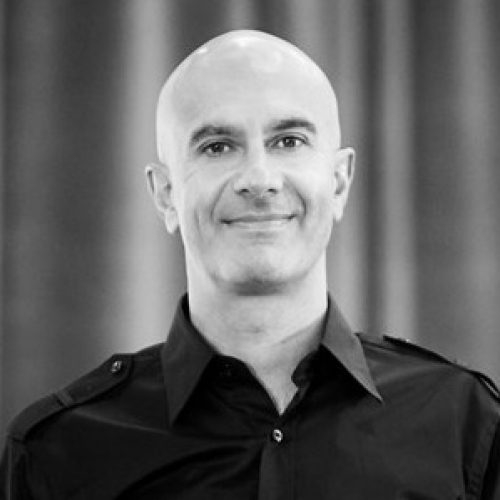 Robin Sharma